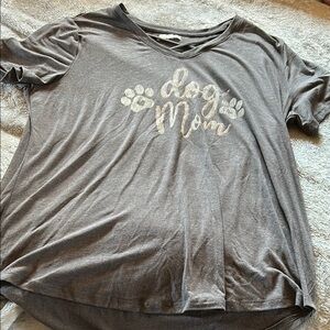 Gray Dog Mom T-Shirt